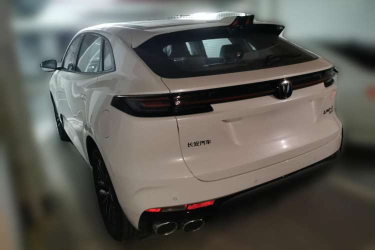 Used CHANGAN UNI-K 2023 2.0T All-Wheel-Drive Enjoyment Version Rear Left 45 Deg