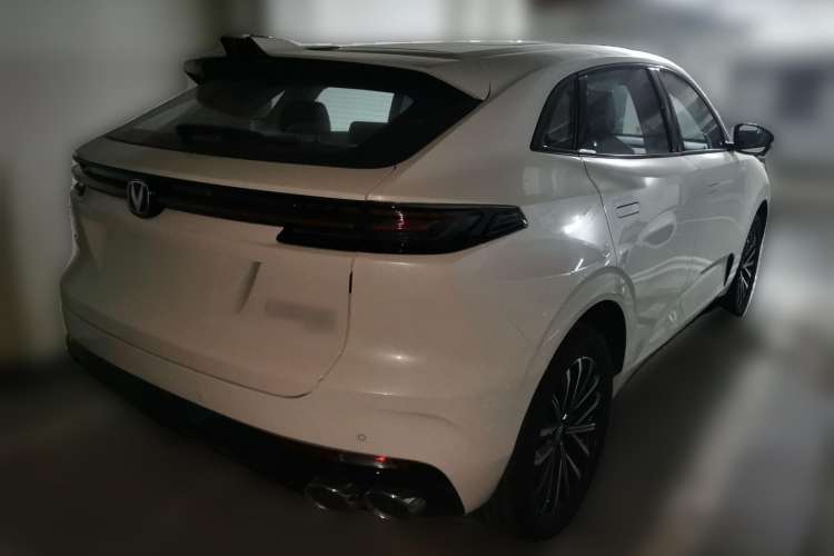 Used CHANGAN UNI-K 2023 2.0T All-Wheel-Drive Enjoyment Version Rear Right 45 Deg