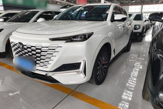 Used CHANGAN UNI-K 2023 2.0T Two-Wheel Drive Enjoyment Version