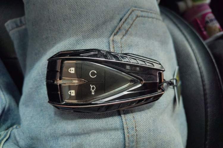 Used CHANGAN UNI-K 2023 2.0T All-Wheel-Drive Enjoyment Version Vehicle Key