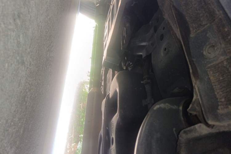Used CHANGAN UNI-K 2024 2.0T Two-Wheel Drive YueShang Trim Chassis Rear Left