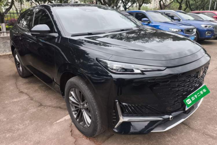 Used CHANGAN UNI-K 2024 2.0T Two-Wheel Drive YueShang Trim Front Right 45 Deg