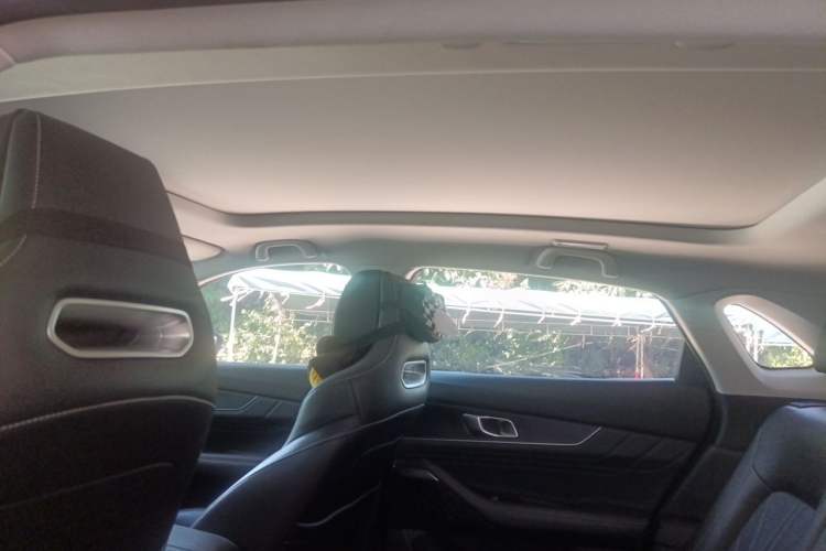 Used CHANGAN UNI-K 2024 2.0T Two-Wheel Drive YueShang Trim Headliner