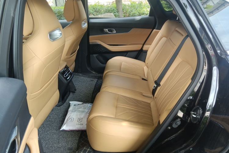 Used CHANGAN UNI-K 2024 2.0T Two-Wheel Drive YueShang Trim Left Rear Seat