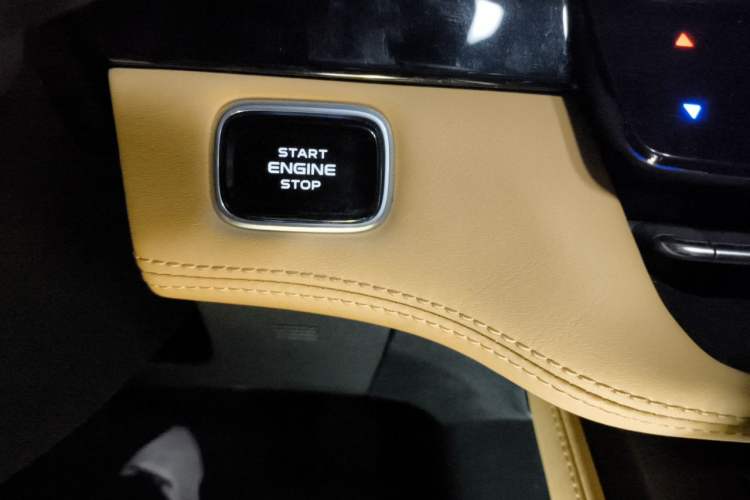 Used CHANGAN UNI-K 2024 2.0T Two-Wheel Drive Global Edition Vehicle Key