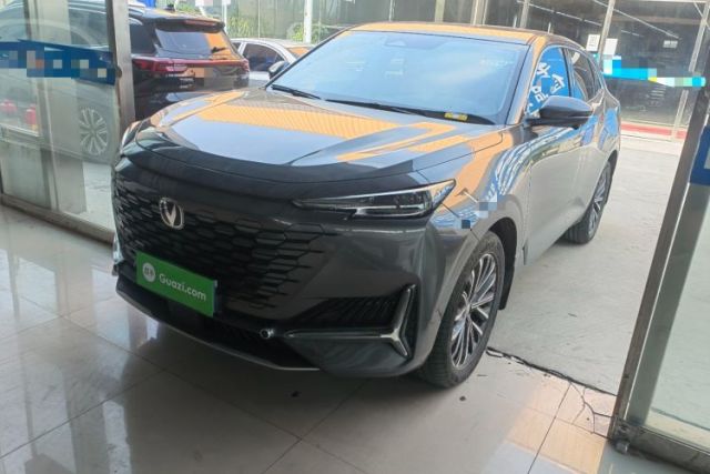Used CHANGAN UNI-K 2024 2.0T Two-Wheel Drive Enjoyment Version