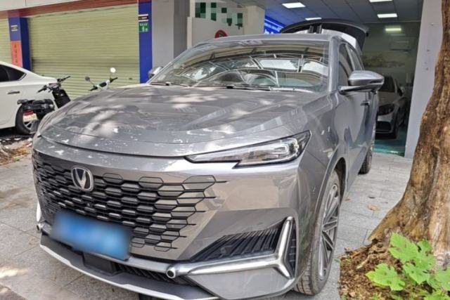 Used CHANGAN UNI-K 2024 2.0T Two-Wheel Drive Global Edition