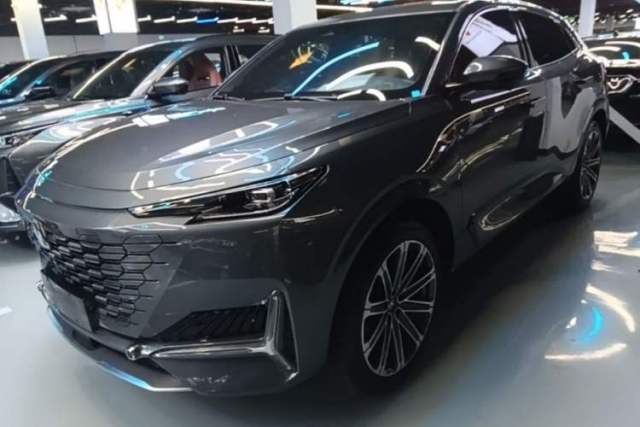 CHANGAN UNI-K 2024 2.0T Two-Wheel Drive Global Edition de segunda mano