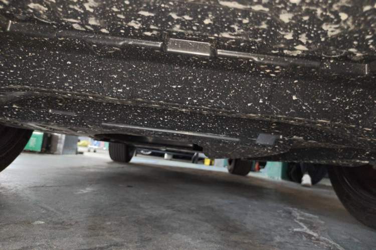 Used CHANGAN UNI-K 2024 2.0T Two-Wheel Drive Global Edition Chassis Front