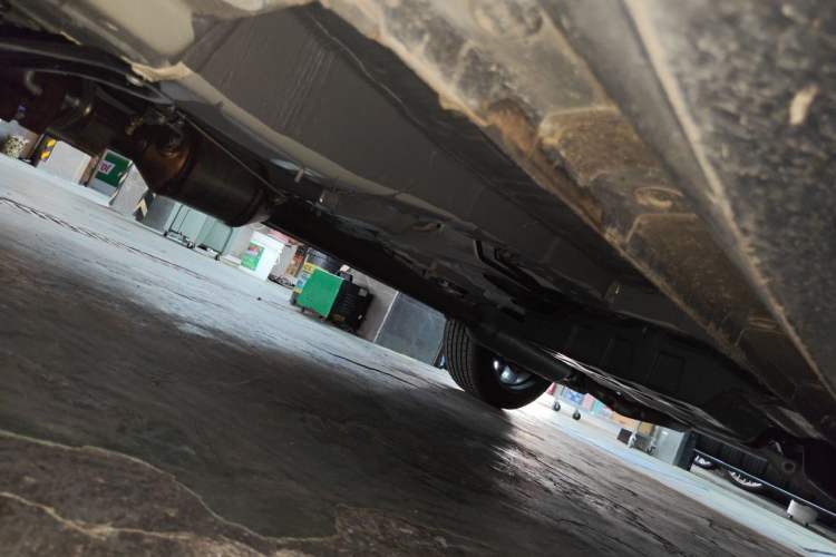 Used CHANGAN UNI-K 2024 2.0T Two-Wheel Drive Global Edition Chassis Front Left