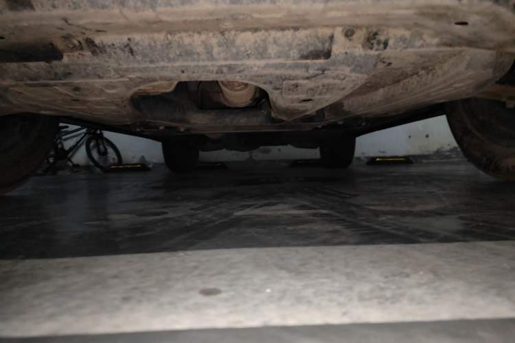 Used CHANGAN UNI-K 2024 2.0T Two-Wheel Drive YueShang Trim Chassis Front