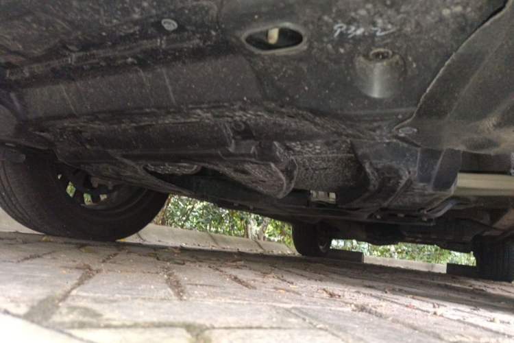 Used CHANGAN UNI-K 2024 2.0T Two-Wheel Drive Enjoyment Version Chassis Front