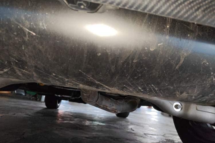 Used CHANGAN UNI-K 2024 2.0T Two-Wheel Drive Global Edition Chassis Rear