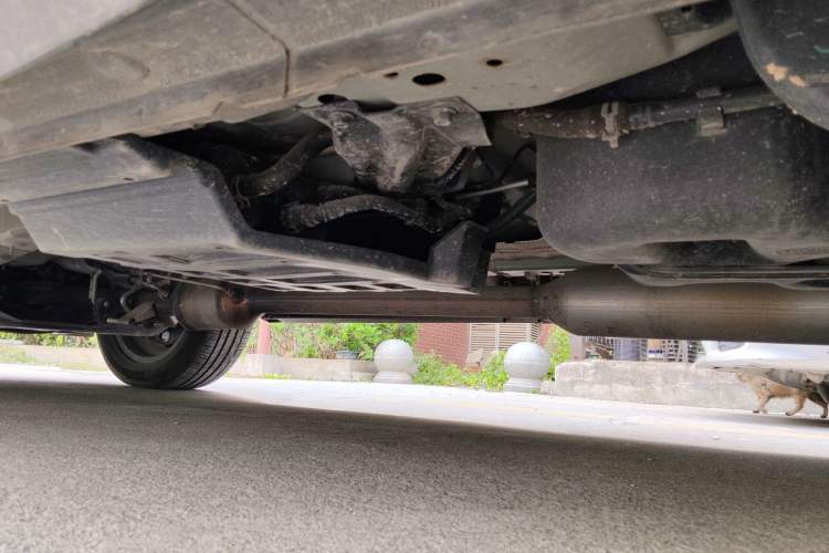 Used CHANGAN UNI-K 2024 2.0T Two-Wheel Drive YueShang Trim Chassis Rear Left