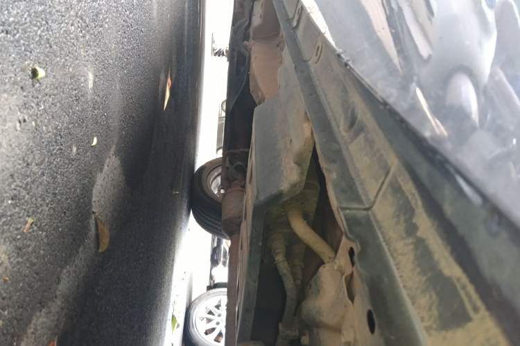 Used CHANGAN UNI-K 2024 2.0T Two-Wheel Drive YueShang Trim Chassis Rear Left
