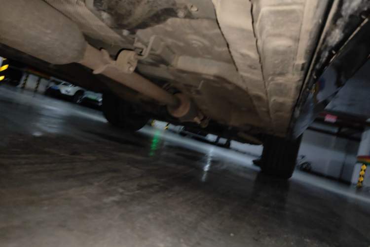 Used CHANGAN UNI-K 2024 2.0T Two-Wheel Drive YueShang Trim Chassis Rear Right