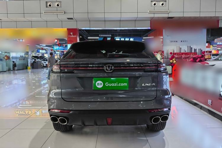 Used CHANGAN UNI-K 2024 2.0T Two-Wheel Drive Global Edition Exterior 3