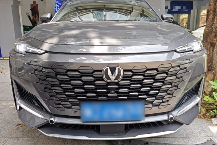 Used CHANGAN UNI-K 2024 2.0T Two-Wheel Drive Global Edition Front