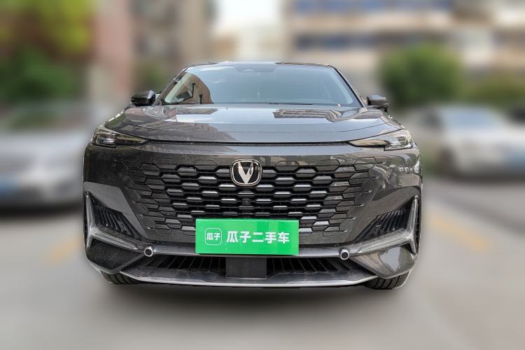 Used CHANGAN UNI-K 2024 2.0T Two-Wheel Drive YueShang Trim Front