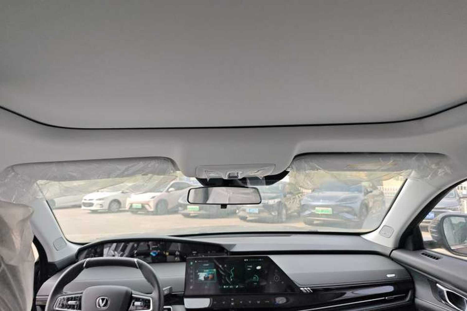 Used CHANGAN UNI-K 2024 2.0T Two-Wheel Drive YueShang Trim Headliner