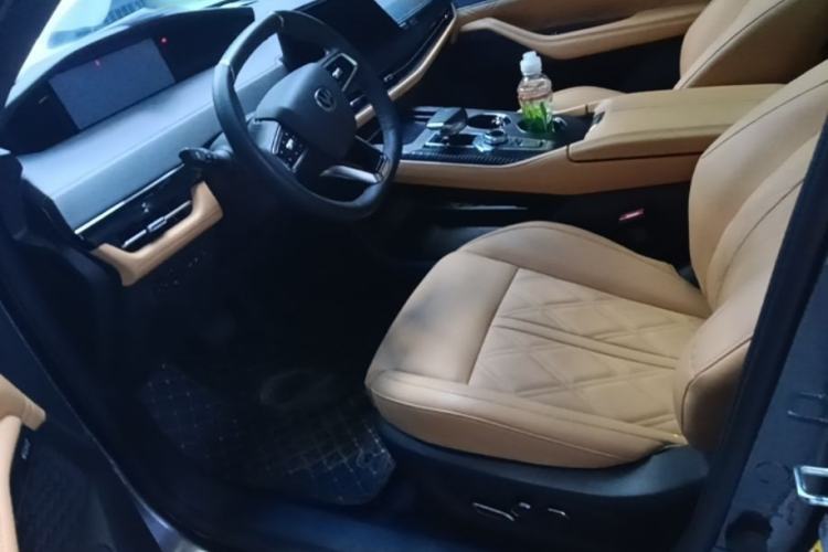 Used CHANGAN UNI-K 2024 2.0T Two-Wheel Drive Global Edition Left Front Seat