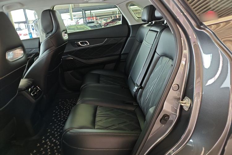 Used CHANGAN UNI-K 2024 2.0T Two-Wheel Drive Global Edition Left Rear Seat