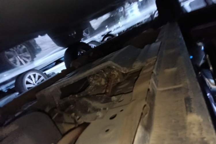 Used CHANGAN UNI-K 2024 2.0T Two-Wheel Drive Global Edition Left Side Sill