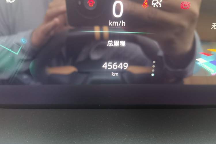 Used CHANGAN UNI-K 2024 2.0T Two-Wheel Drive Enjoyment Version Odometer Close Up