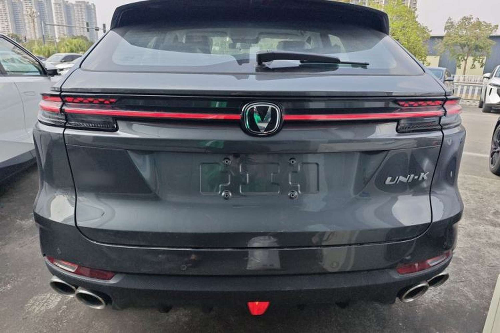 Used CHANGAN UNI-K 2024 2.0T Two-Wheel Drive YueShang Trim Rear