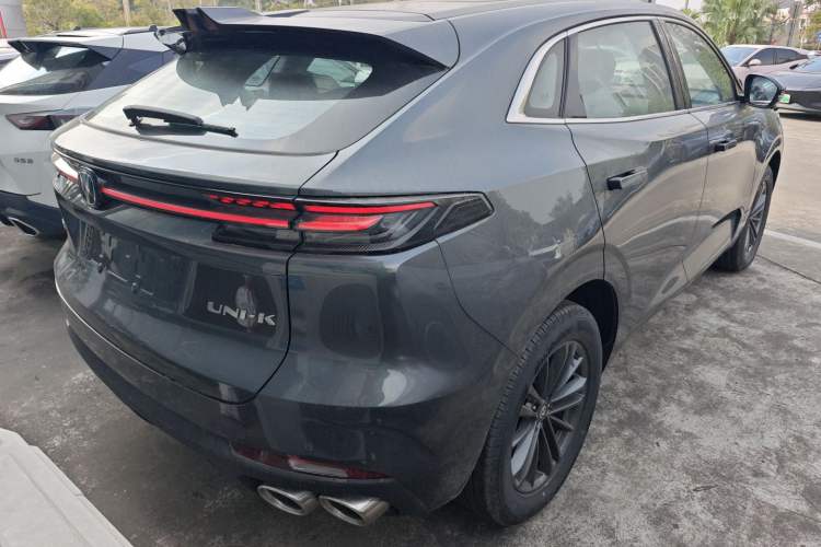 Used CHANGAN UNI-K 2024 2.0T Two-Wheel Drive YueShang Trim Rear Right 45 Deg