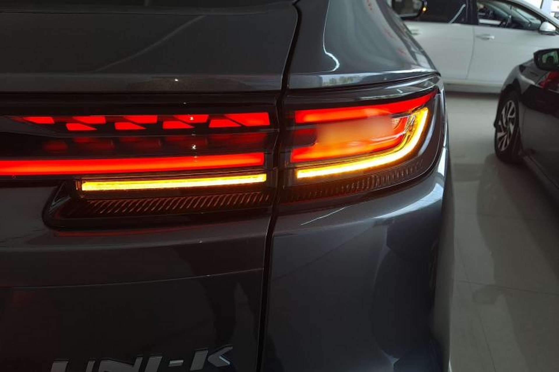 Used CHANGAN UNI-K 2024 2.0T Two-Wheel Drive Global Edition Right Rear Taillight