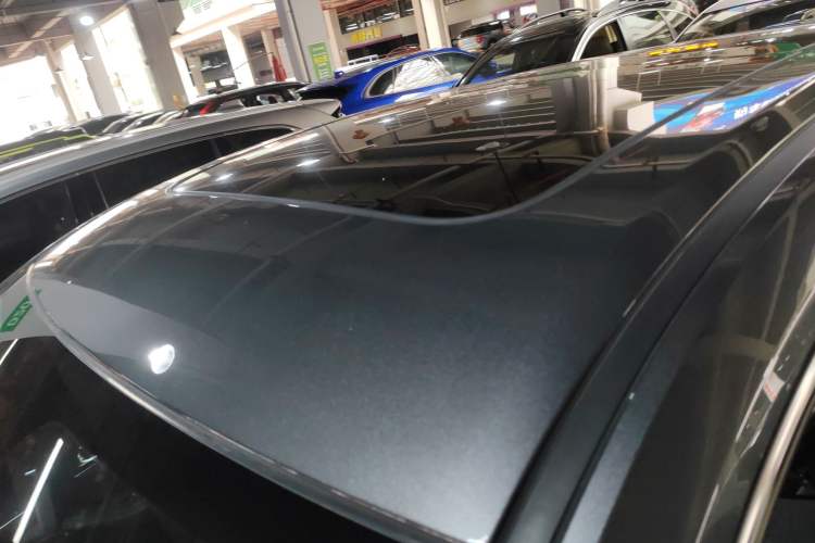 Used CHANGAN UNI-K 2024 2.0T Two-Wheel Drive Global Edition Roof