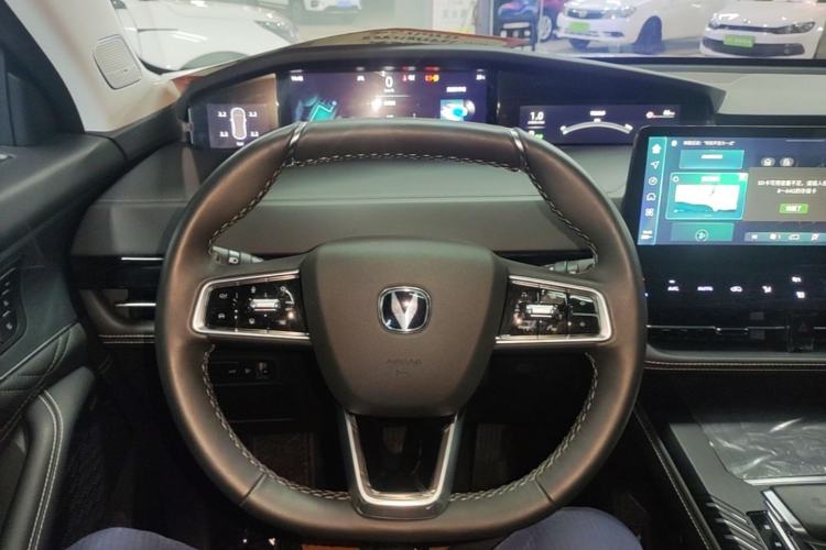 Used CHANGAN UNI-K 2024 2.0T Two-Wheel Drive Global Edition Steering Wheel