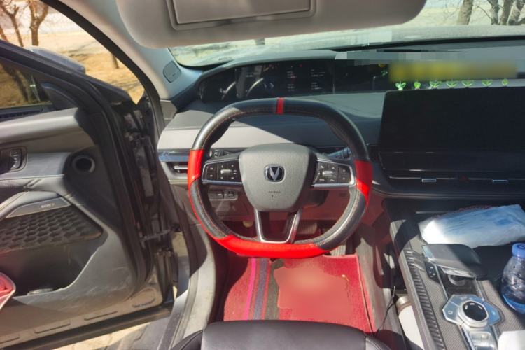 Used CHANGAN UNI-K 2024 2.0T Two-Wheel Drive Global Edition Steering Wheel