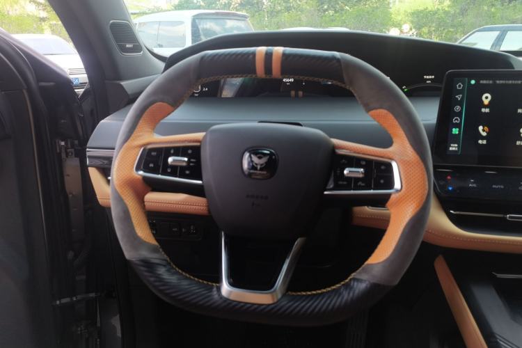 Used CHANGAN UNI-K 2024 2.0T Two-Wheel Drive Enjoyment Version Steering Wheel