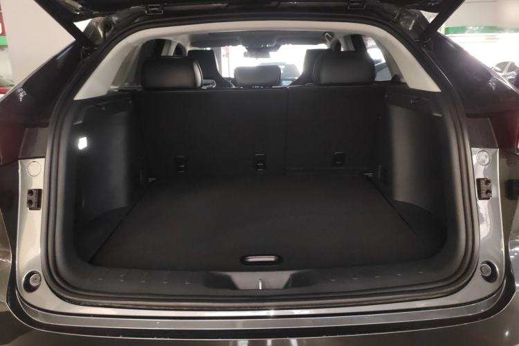 Used CHANGAN UNI-K 2024 2.0T Two-Wheel Drive Global Edition Trunk