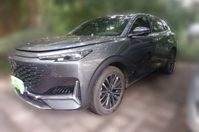 Used CHANGAN UNI-K 2024 2.0T Two-Wheel Drive Enjoyment Version