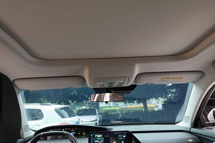 Used CHANGAN UNI-K 2024 2.0T Two-Wheel Drive Global Edition Headliner