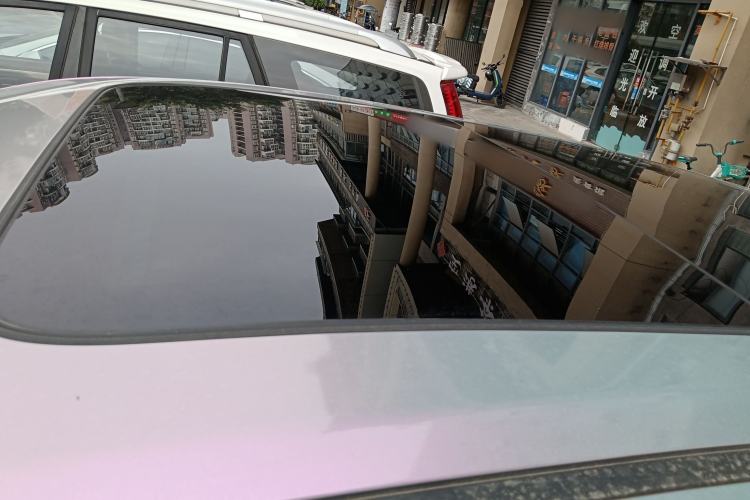 Used CHANGAN UNI-K 2024 2.0T Two-Wheel Drive Global Edition Roof