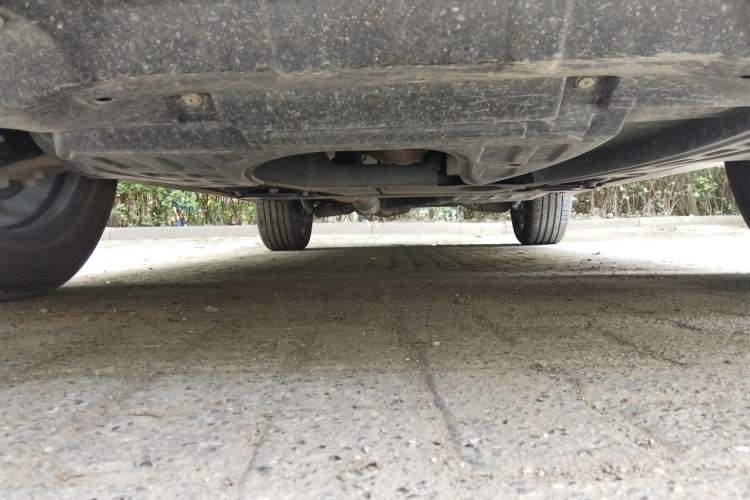 Used CHANGAN UNI-K 2024 2.0T Two-Wheel Drive YueShang Trim Chassis Front
