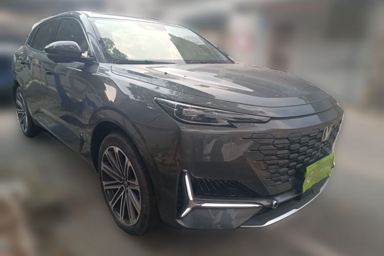 Used CHANGAN UNI-K 2024 2.0T Two-Wheel Drive Global Edition Front Right 45 Deg