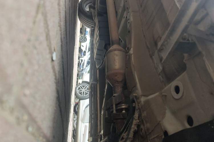 Used CHANGAN UNI-K 2024 2.0T Two-Wheel Drive Enjoyment Version Chassis Front Right