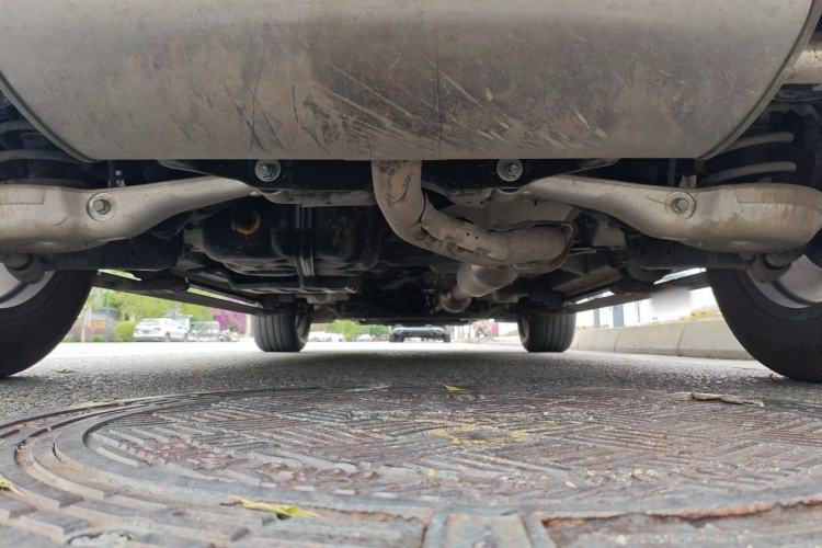 Used CHANGAN UNI-K 2024 2.0T Two-Wheel Drive YueShang Trim Chassis Rear