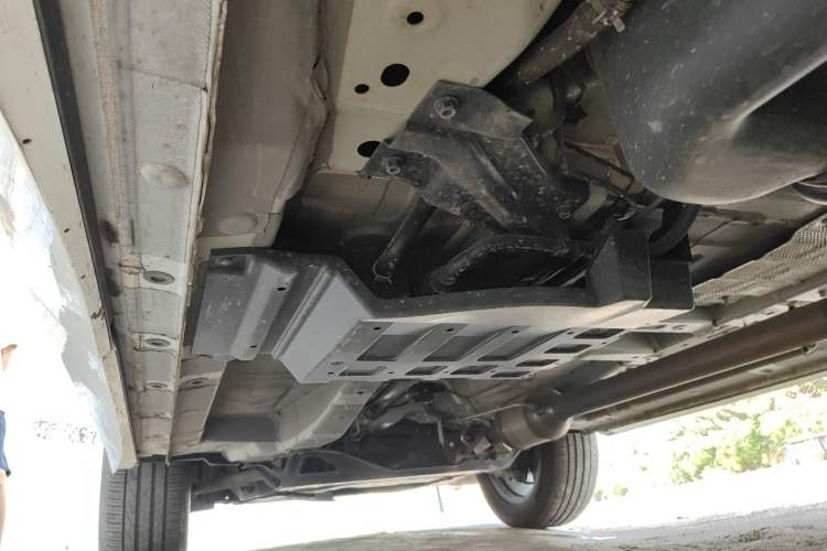 Used CHANGAN UNI-K 2024 2.0T Two-Wheel Drive YueShang Trim Chassis Rear Left