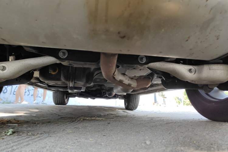 Used CHANGAN UNI-K 2024 2.0T Two-Wheel Drive YueShang Trim Chassis Rear