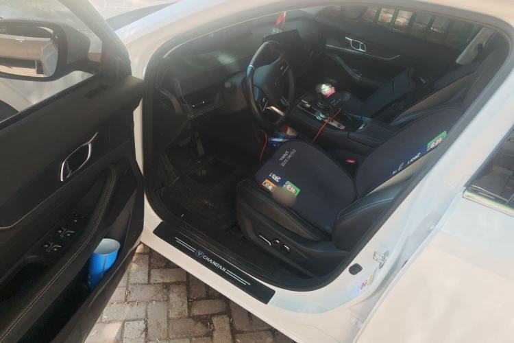 Used CHANGAN UNI-K 2024 2.0T Two-Wheel Drive YueShang Trim Driver Seat