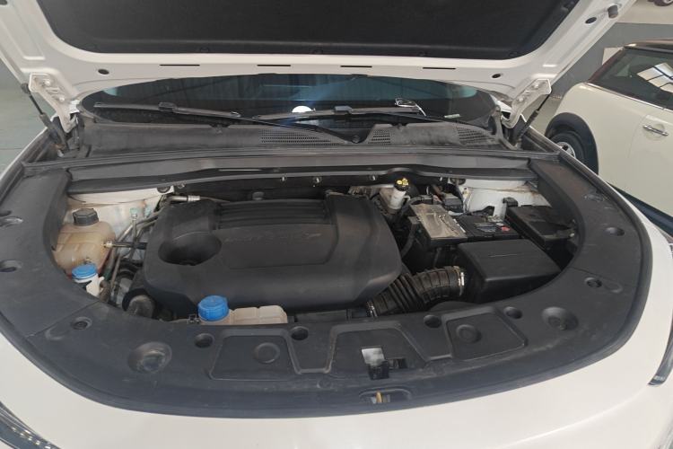 Used CHANGAN UNI-K 2024 2.0T Two-Wheel Drive Global Edition Engine Bay