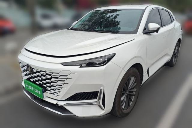 Used CHANGAN UNI-K 2024 2.0T Two-Wheel Drive YueShang Trim