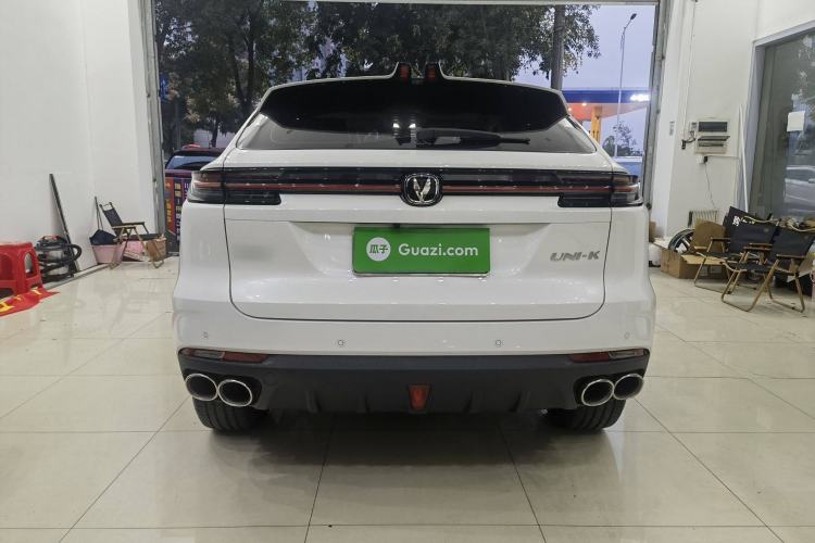 Used CHANGAN UNI-K 2024 2.0T Two-Wheel Drive YueShang Trim Exterior 3