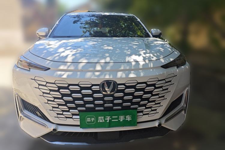 Used CHANGAN UNI-K 2024 2.0T Two-Wheel Drive Global Edition Front